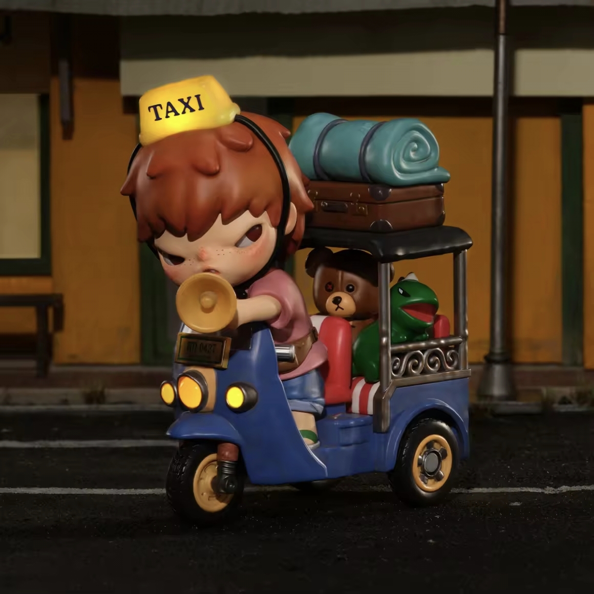 Hirono Tuk-Tuk-photos