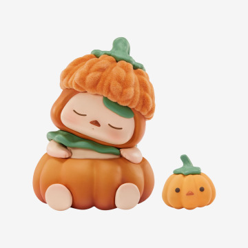 Pumpkin Baby Figure-photos